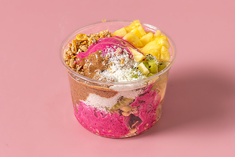 Smoothie bowl pink pitaya