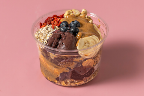 Smoothie bowl acai protein